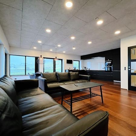 Stunning Ocean View Penthouse Apartment Oravik Dış mekan fotoğraf