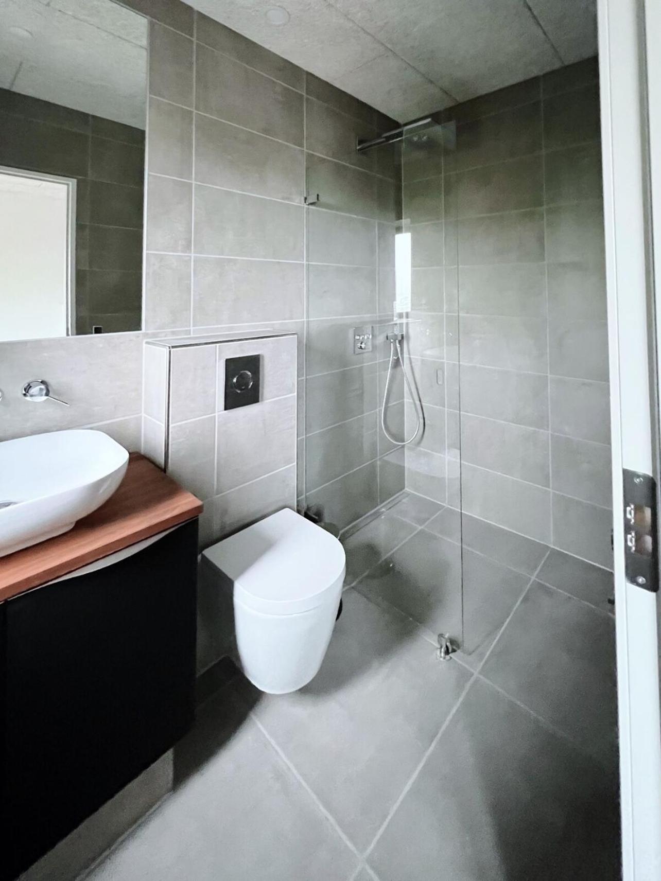 Stunning Ocean View Penthouse Apartment Oravik Dış mekan fotoğraf