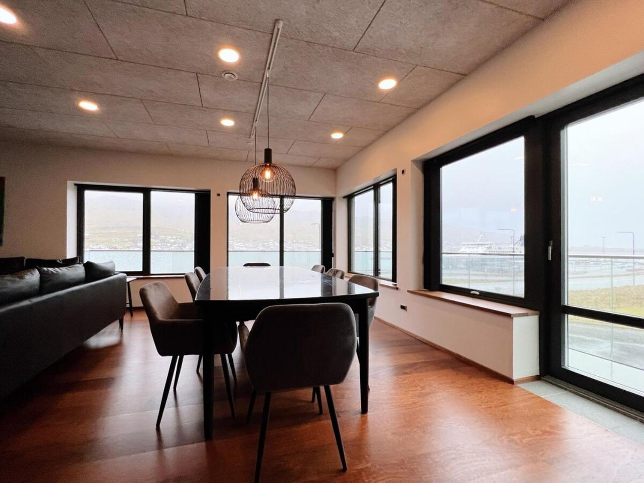 Stunning Ocean View Penthouse Apartment Oravik Dış mekan fotoğraf
